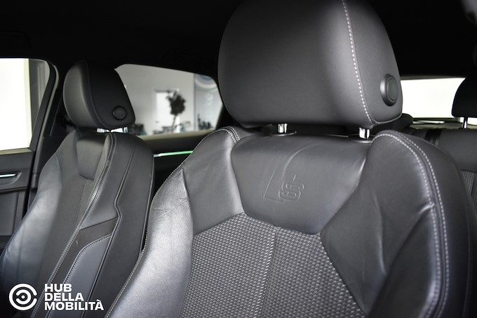 AUDI Q3 SPB 35 TDI S tronic S line edition